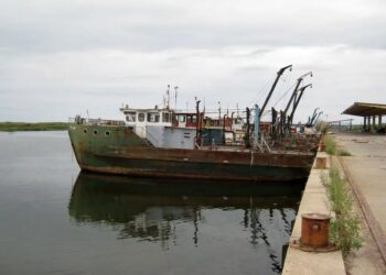 بندر کیاشهر ظرفیت خوبی برای سرمایه گذاری دریامحور است